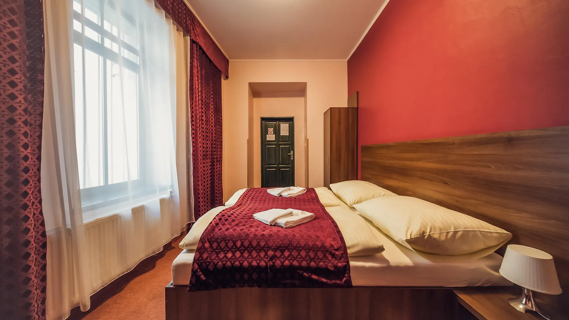 ***  Hotel Czechia Praga República Checa